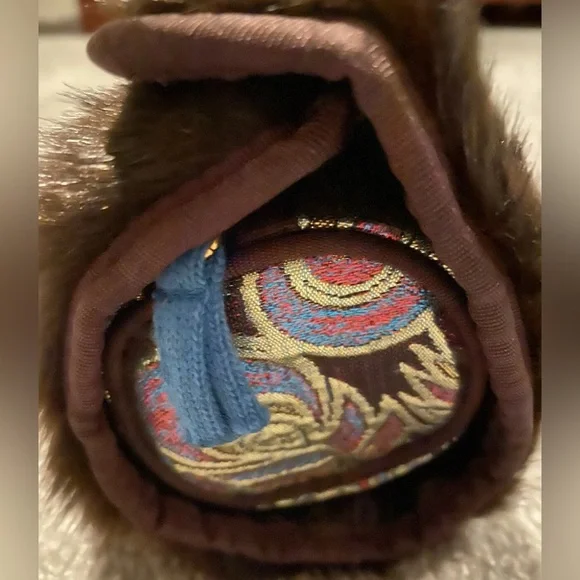 Nwt- Stephanie Johnson-  Faux Fur Cosmetic Bag - Picture 2 of 7